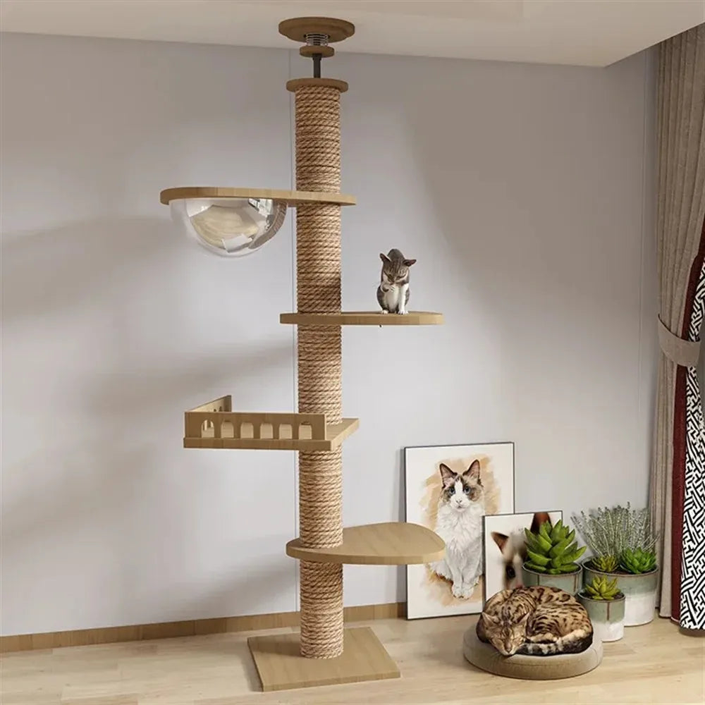 Arbre à chat sol-plafond La Tour Sérénité en bois et sisal, design minimaliste beige - Maison Sisal.